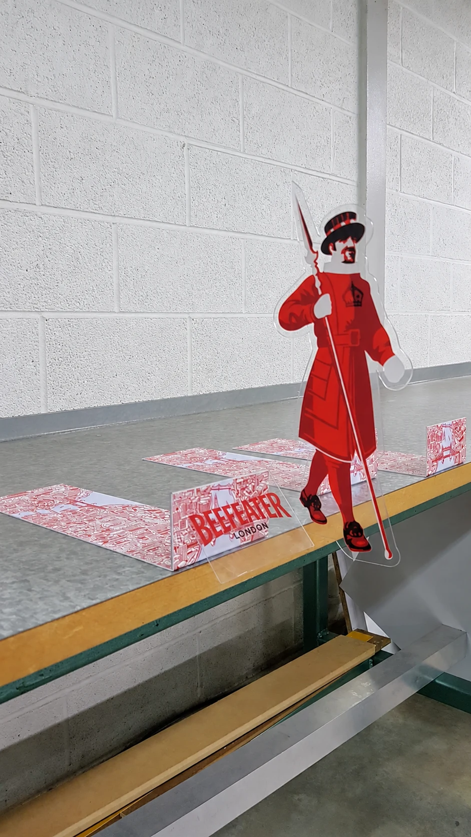 Beefeater — POS-elementen van acrylaat