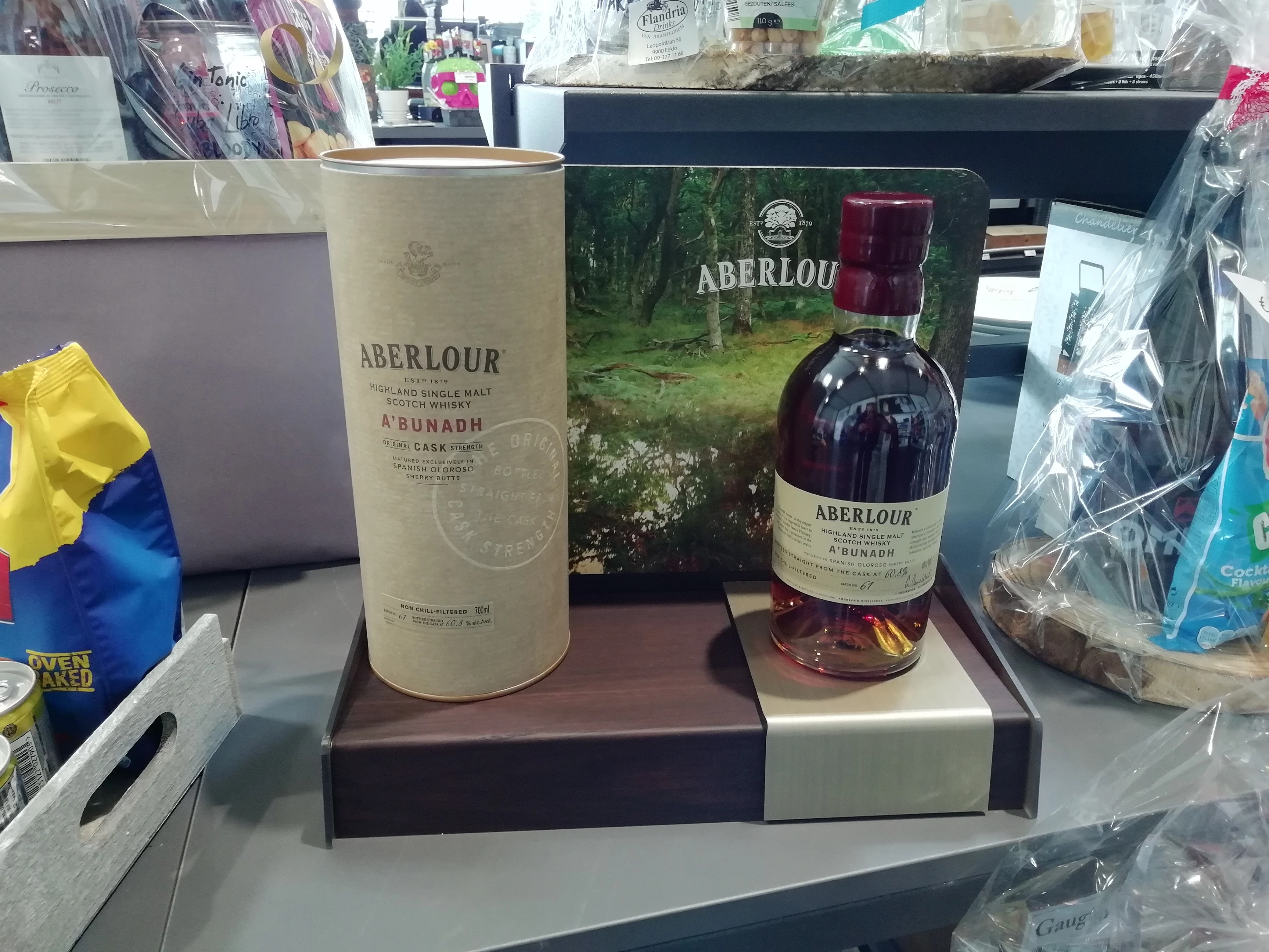 Aberlour — Toonbankdisplay met sokkel en merkachterwand