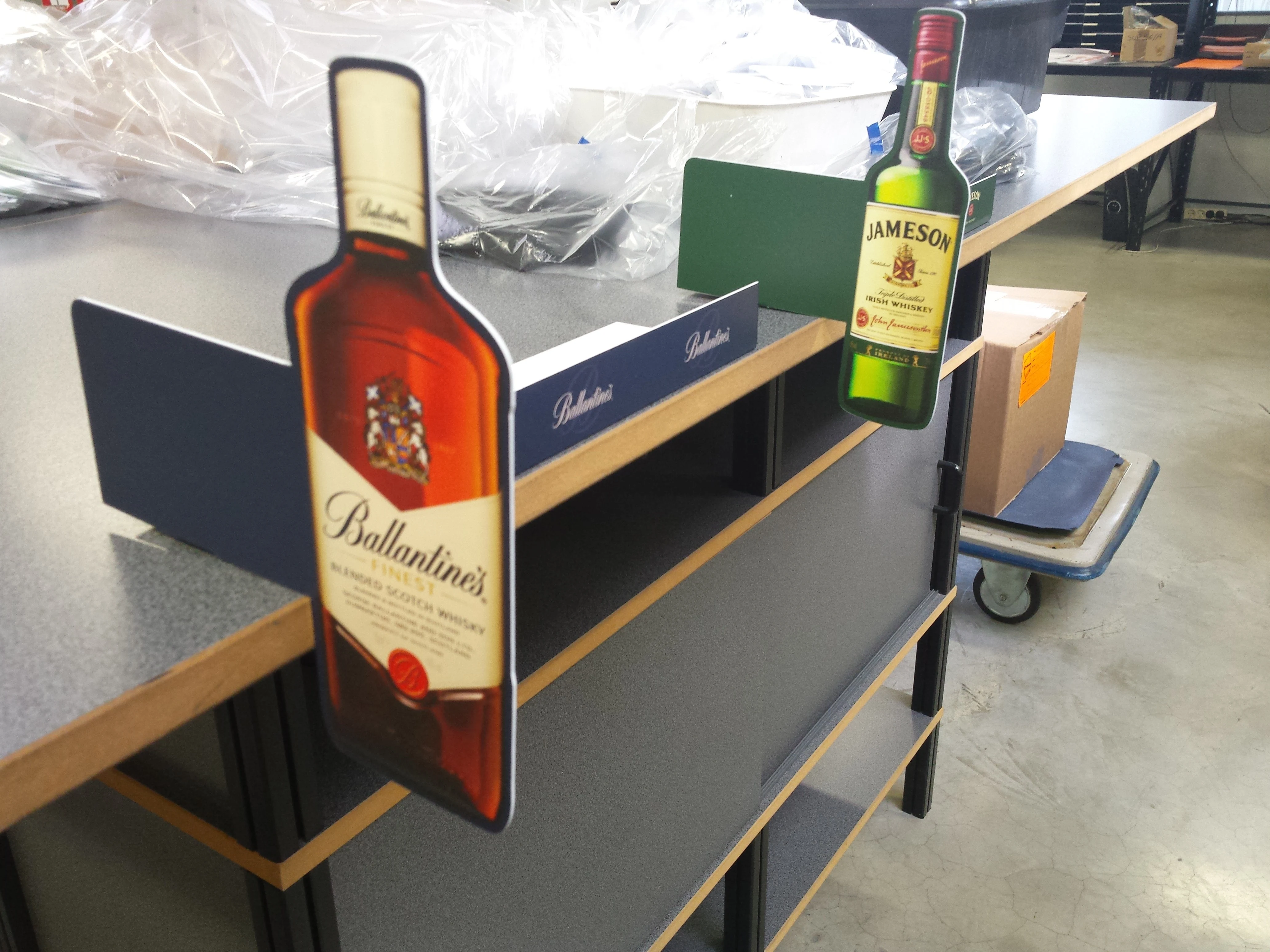 Ballantine’s — Schapverdelers — werkplaatsopname