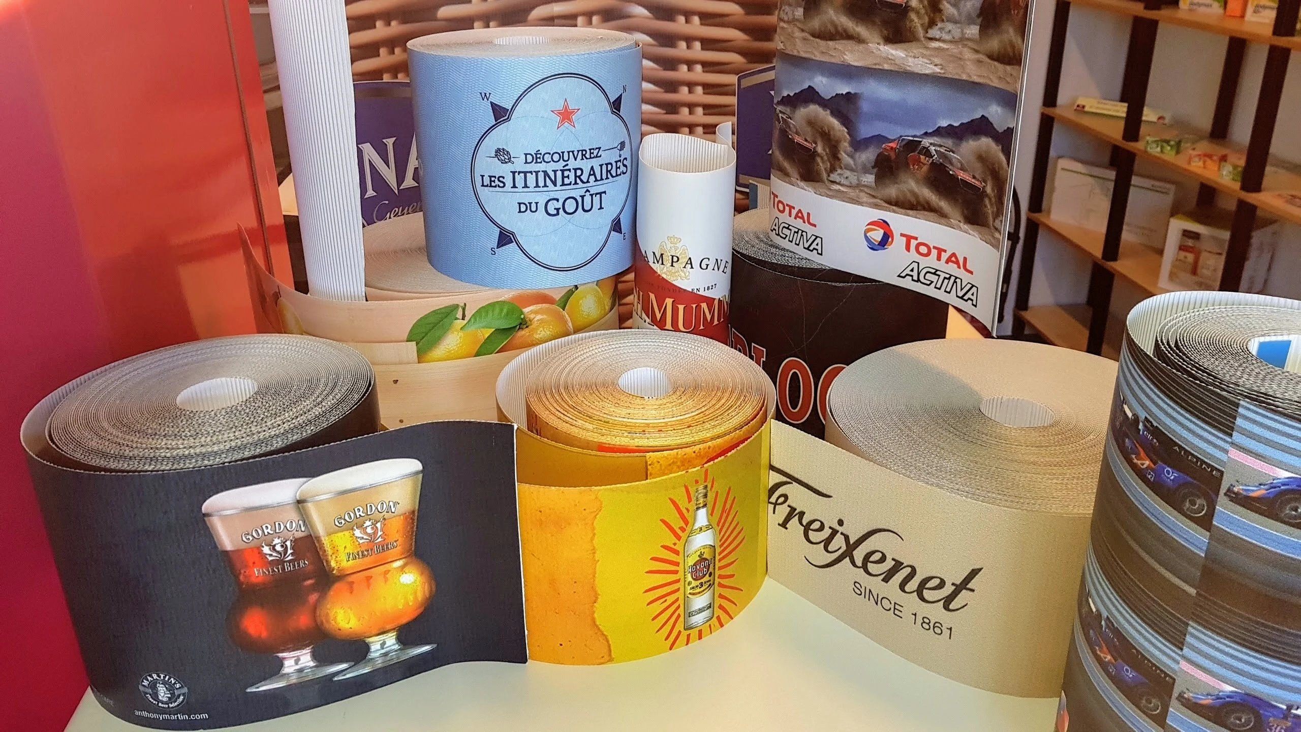 Palletwikkels — verschillende realisaties samen